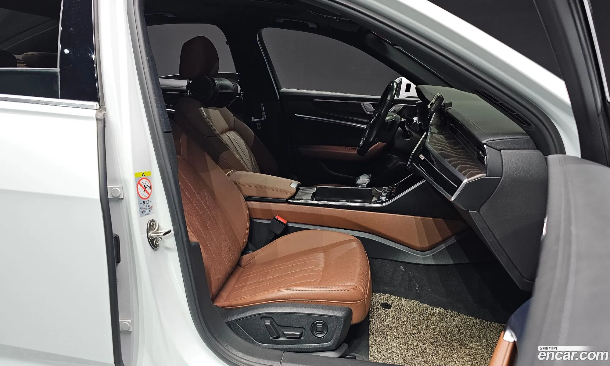 Audi A6 2021 WAUZZZF21MN020225 — 11
