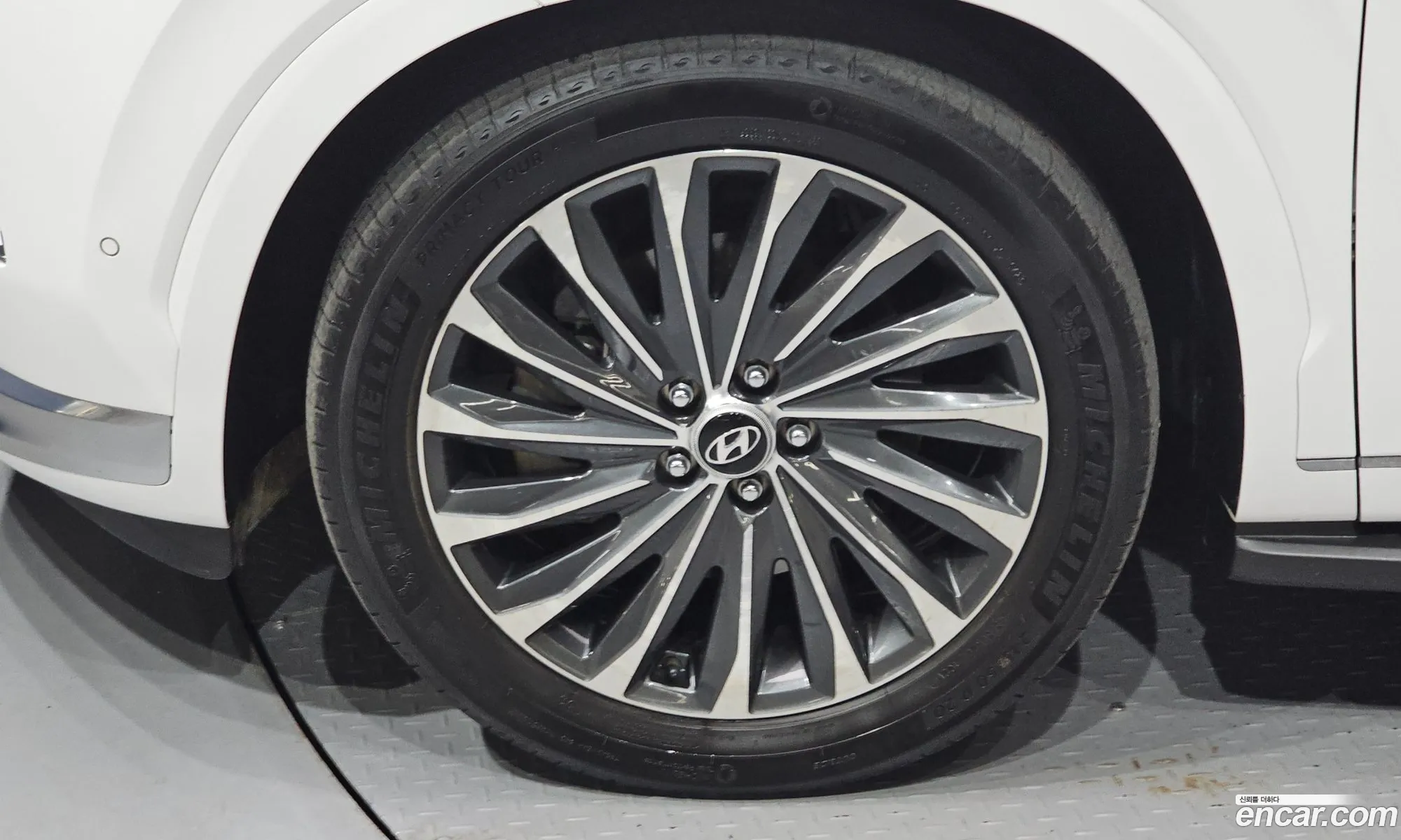 Hyundai Palisade 2023 — 17