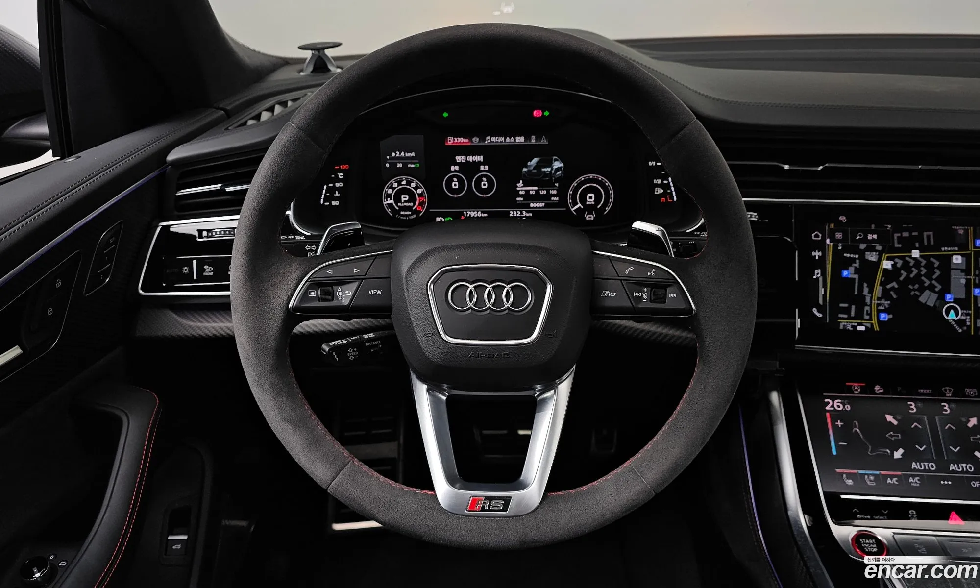 Audi RSQ8 2025 WUAZZZF13SD018380 — 17