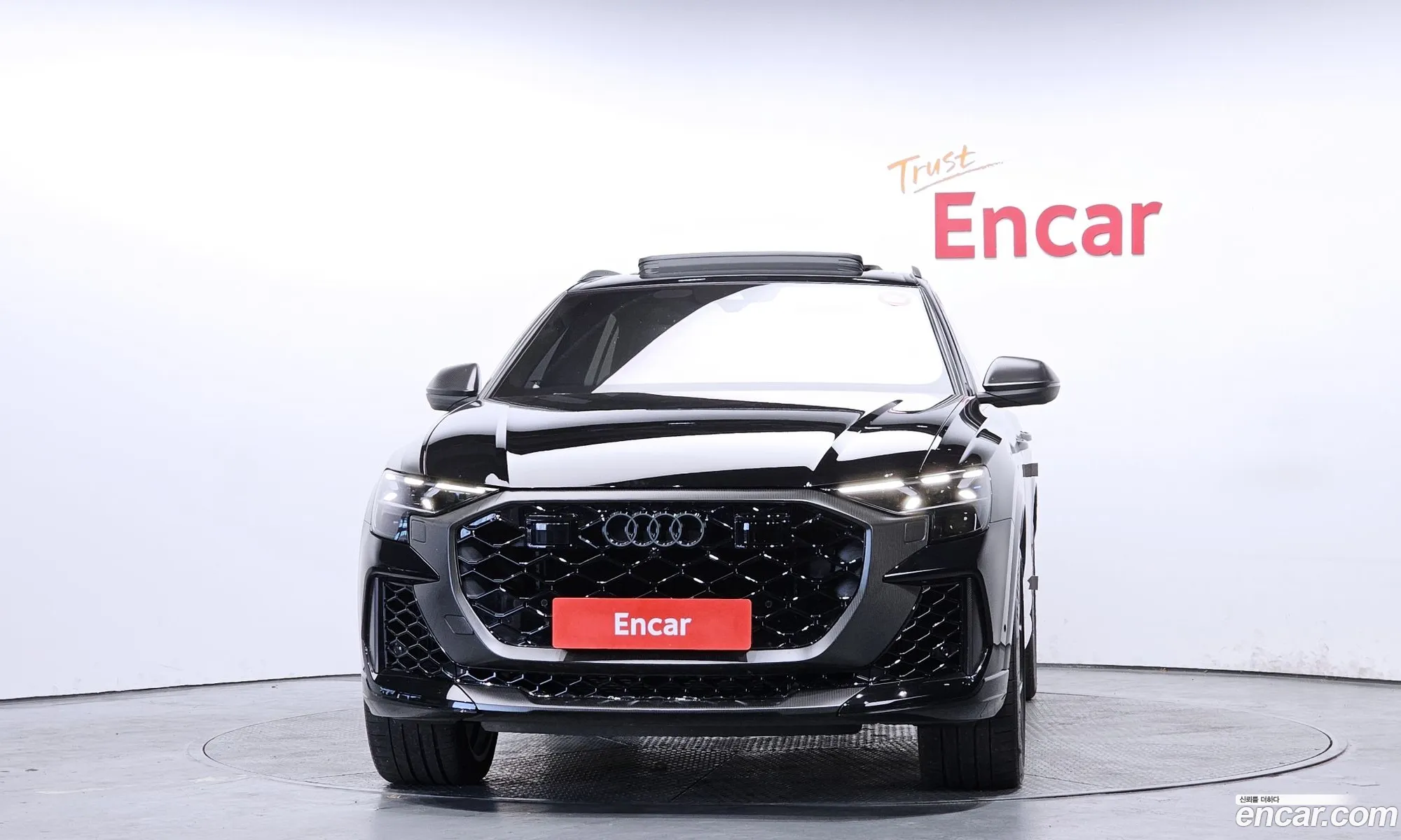 Audi RSQ8 2025 WUAZZZF13SD018380 — 6