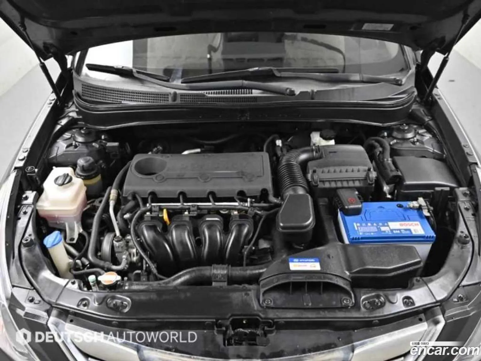 Hyundai YF Sonata 2009 — 8