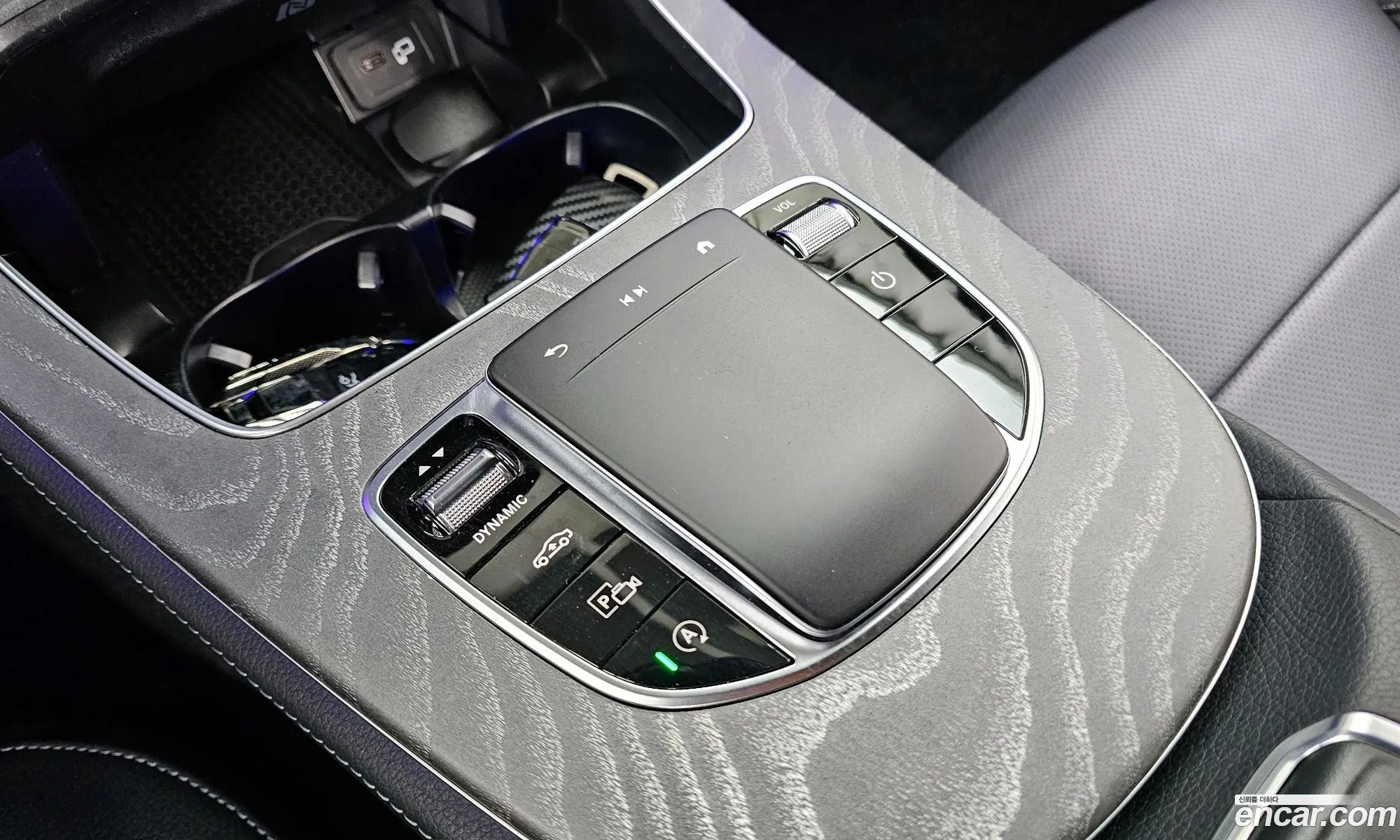 Mercedes-Benz E-Class W213 2022 W1KZF8GB2NB009201 — 2