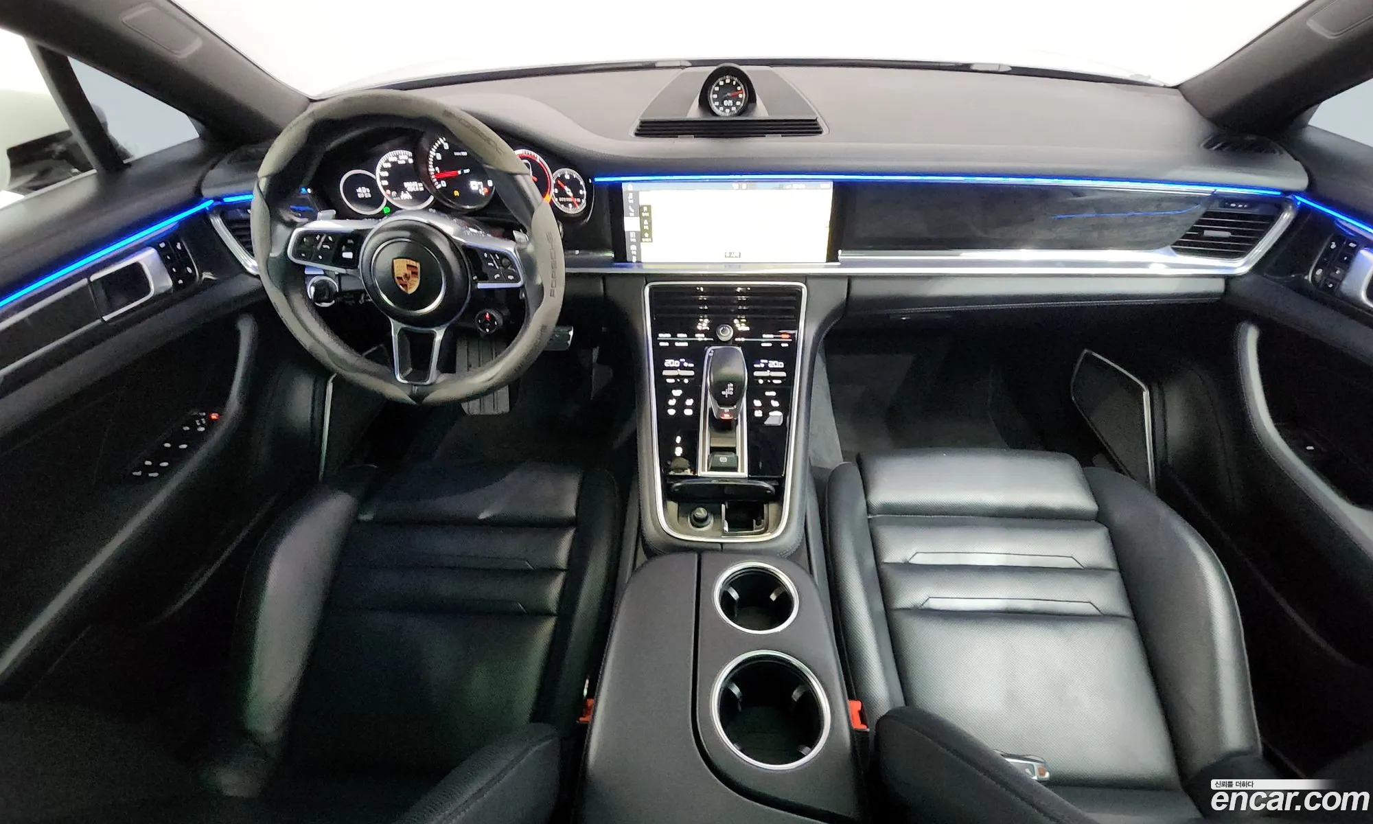 Porsche Panamera 2017 WP0AB297111111111 — 11