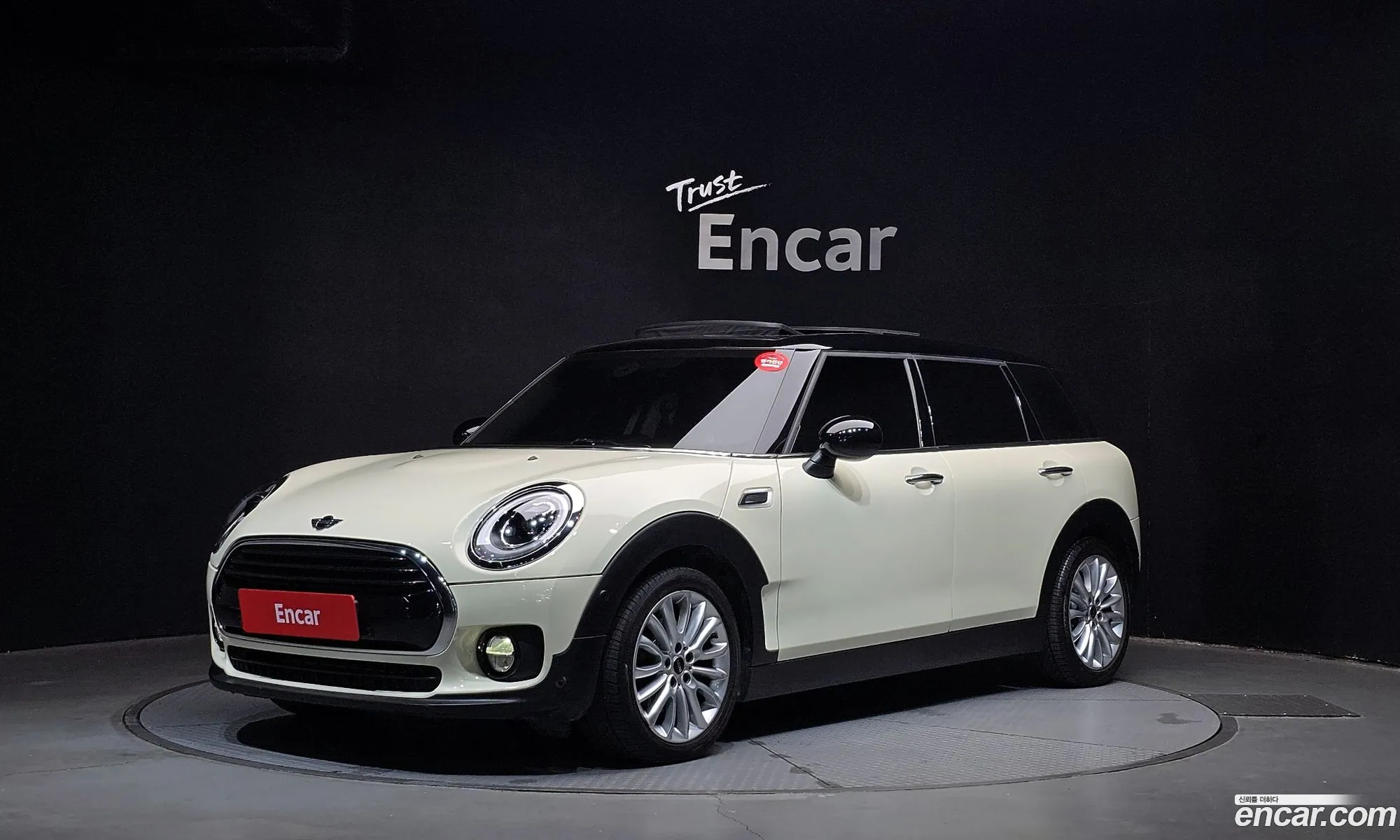 Mini Cooper Clubman 2018 WMWLN5105J2H03335 — 2