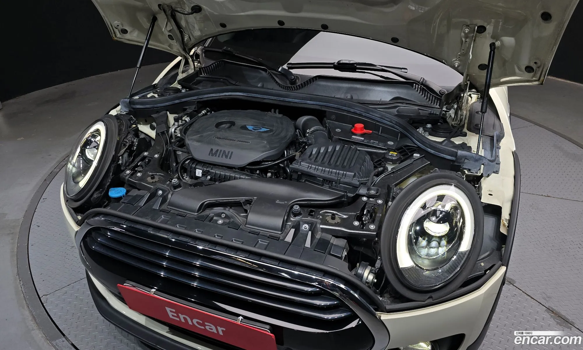 Mini Cooper Clubman 2018 WMWLN5105J2H03335 — 5