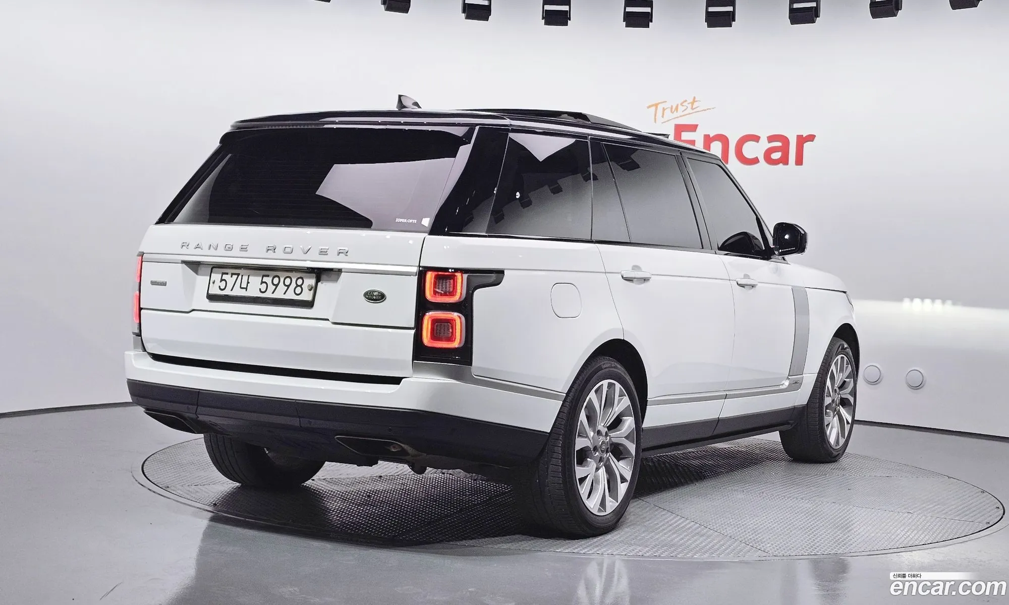 Land Rover Range Rover 2018 SALGA3BJ2JA510714 — 14