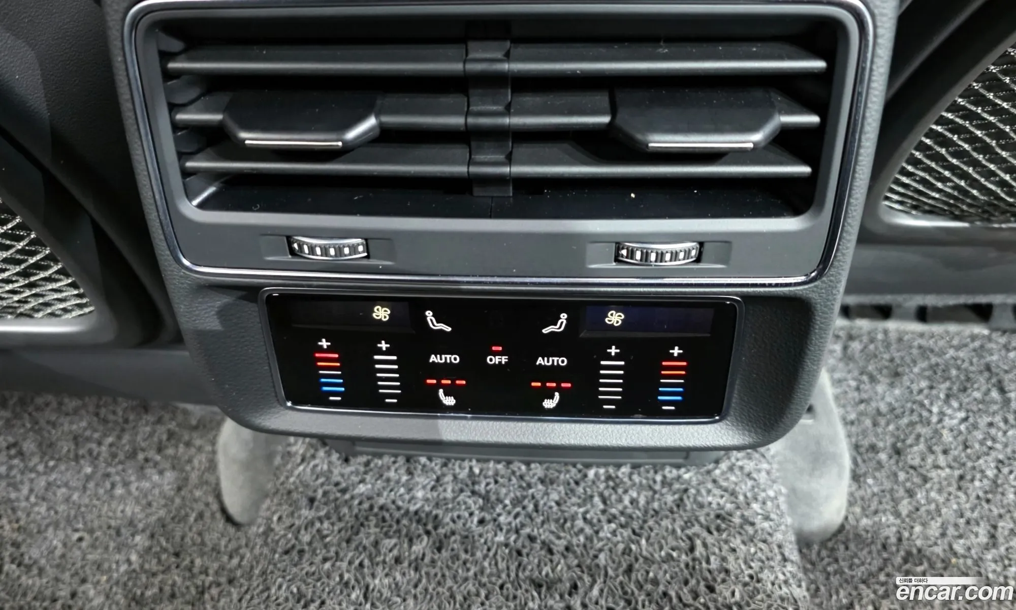 Audi Q8 2021 WAUZZZF11MD041279 — 8