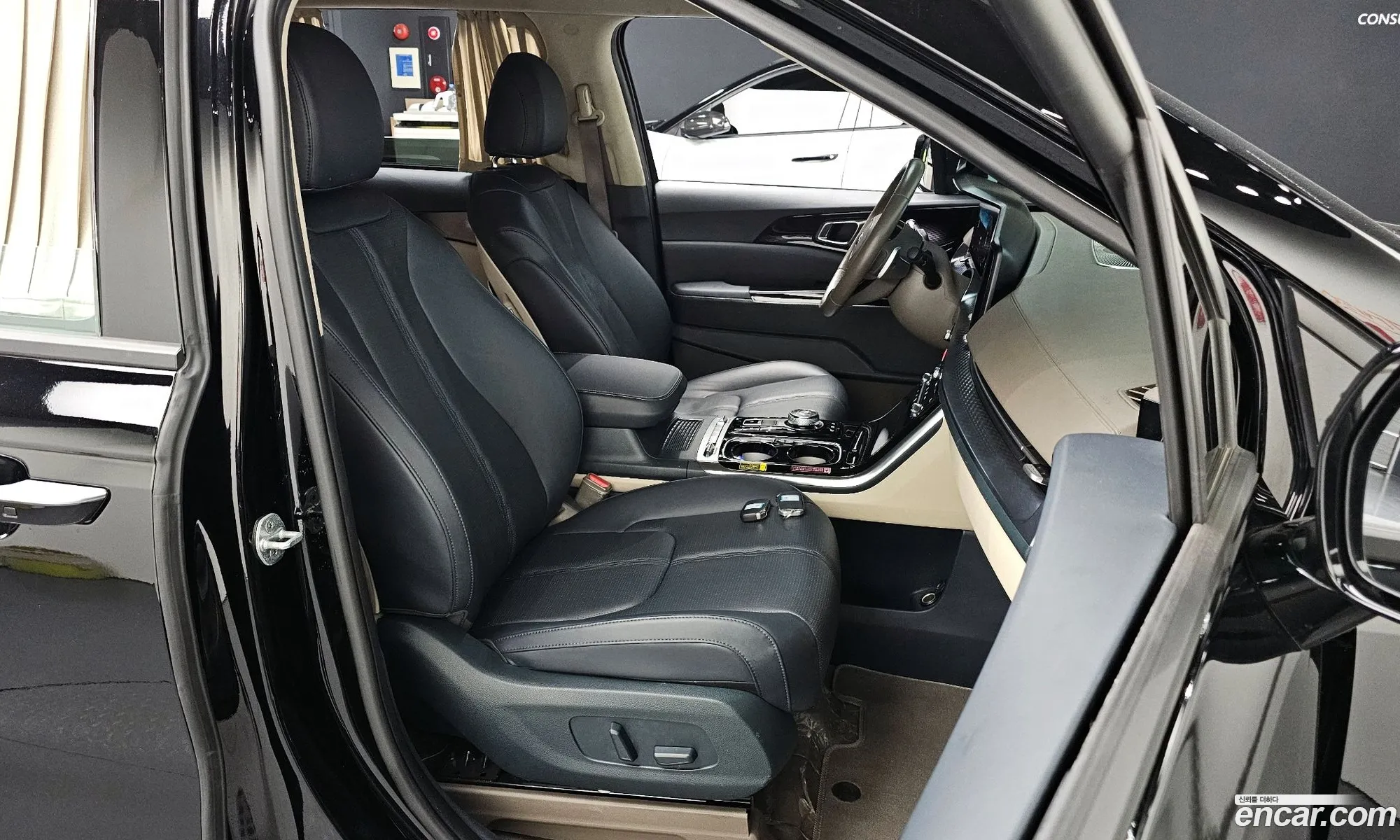 Kia Carnival 2021 — 16