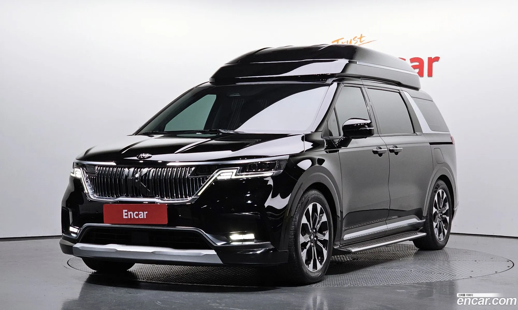 Kia Carnival 2021 — 18