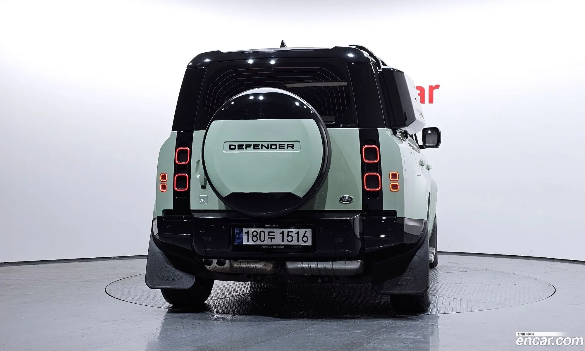 Land Rover Defender 2023 — 6