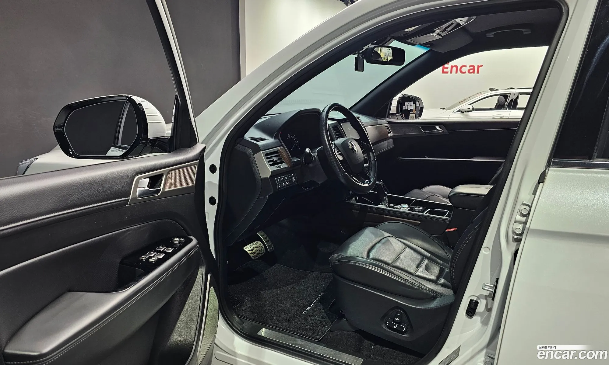 KG Mobility (SsangYong) G4 Rexton 2018 — 19