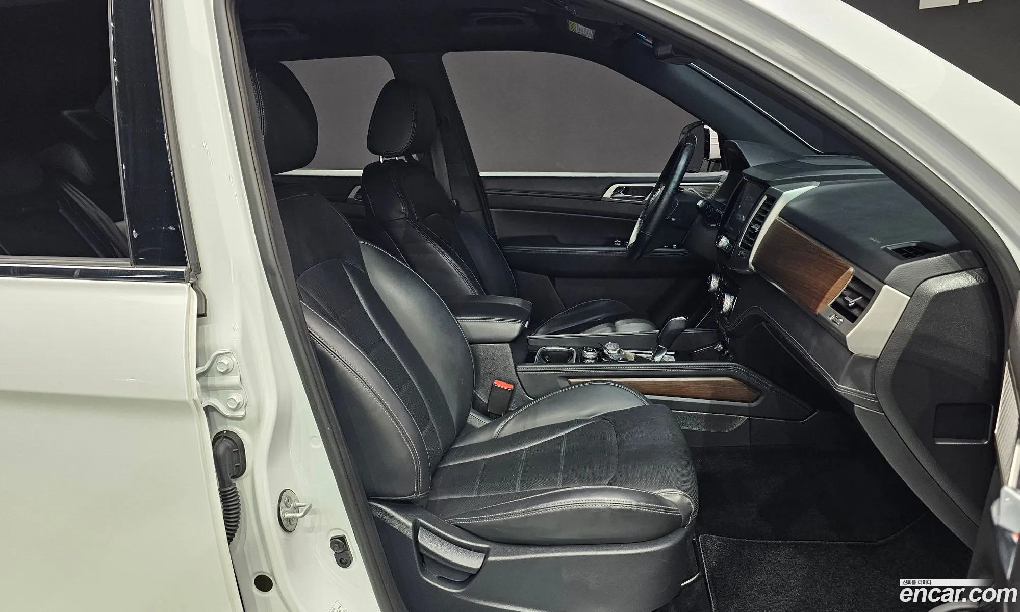 KG Mobility (SsangYong) G4 Rexton 2018 — 20