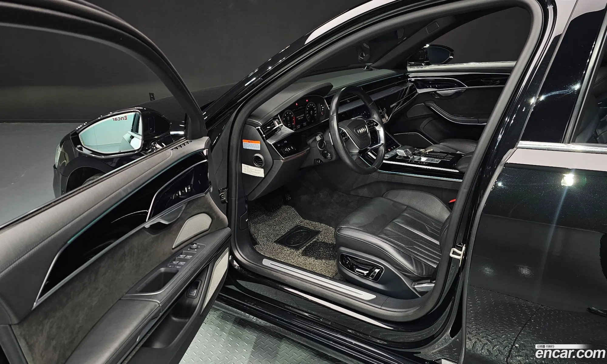 Audi A8 2021 WAUZZZF82MN013496 — 13
