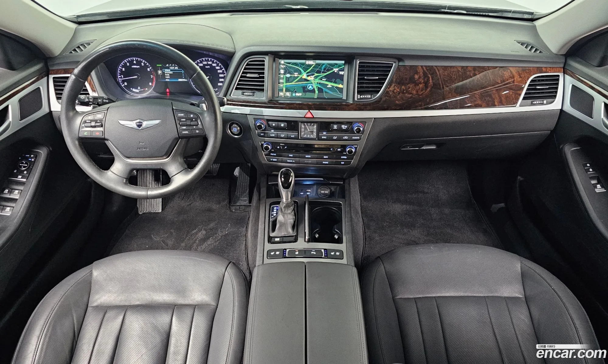Hyundai Genesis DH 2014 — 11
