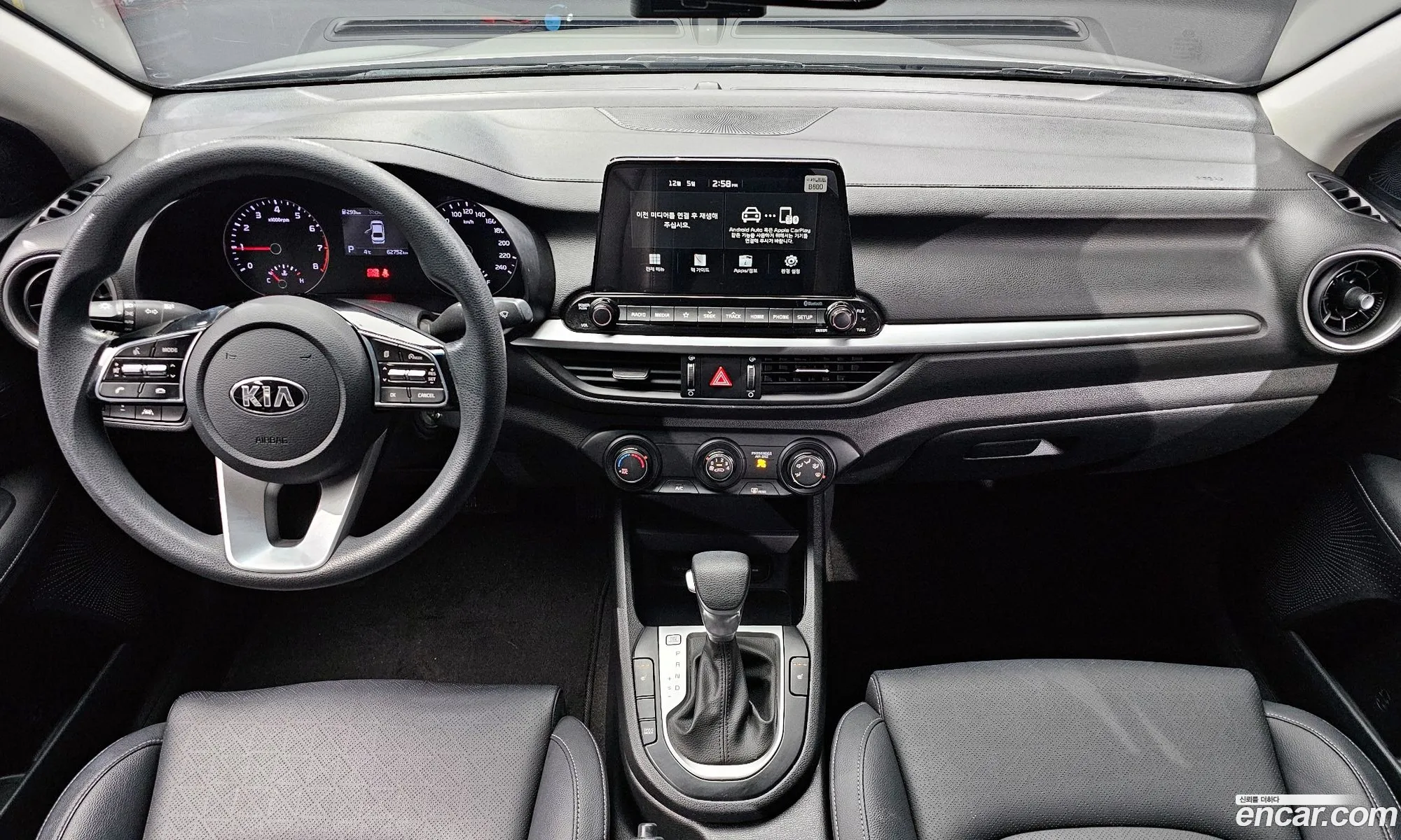 Kia K3 2019 — 10