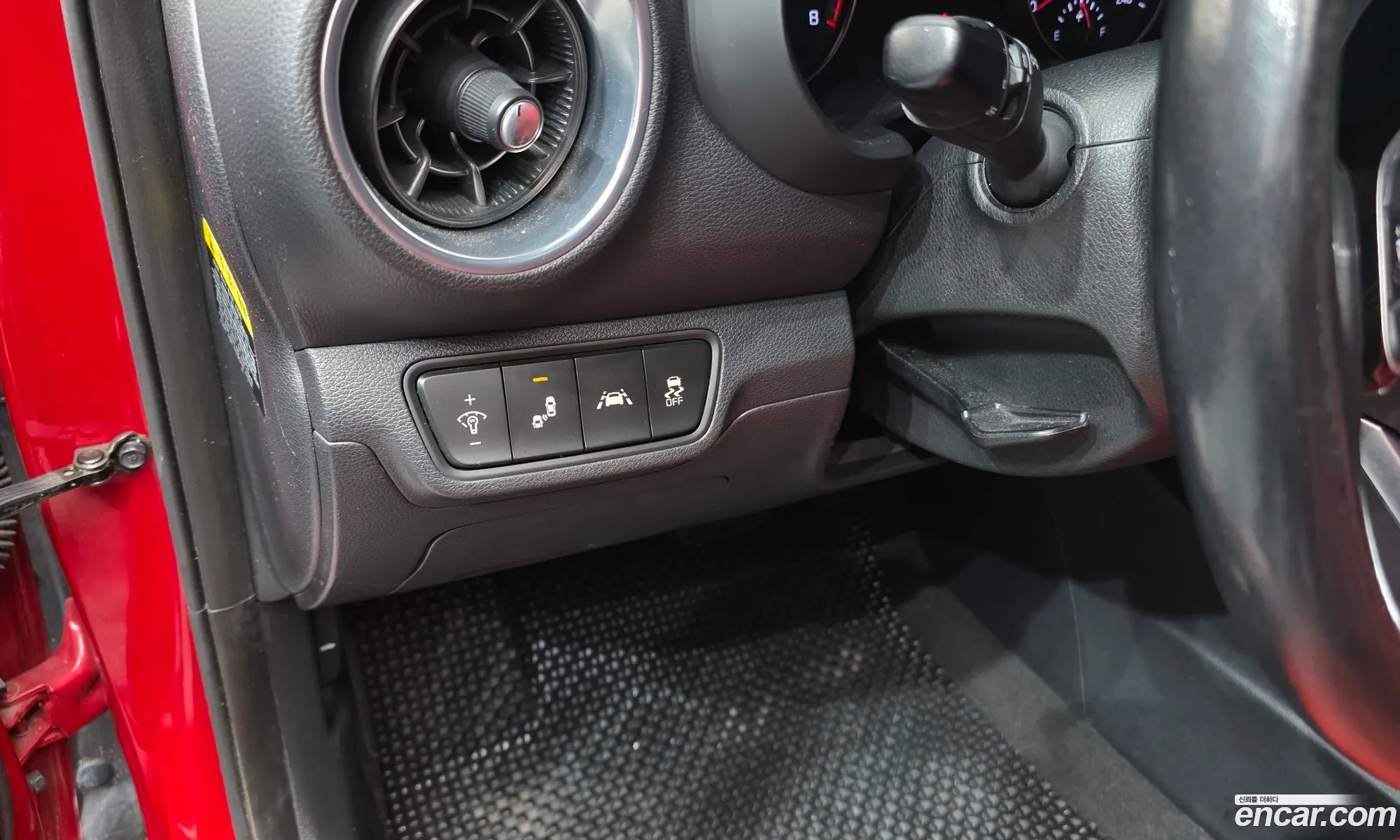 Kia K3 2018 KNAF541BEKA000716 — 16