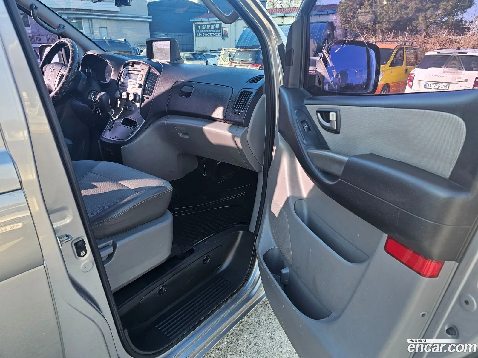 Hyundai Grand Starex 2011 — 3
