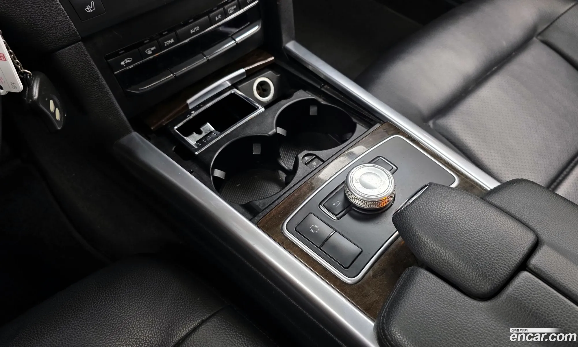 Mercedes-Benz E-Class W212 2012 WDDHF4JB8CA650000 — 6