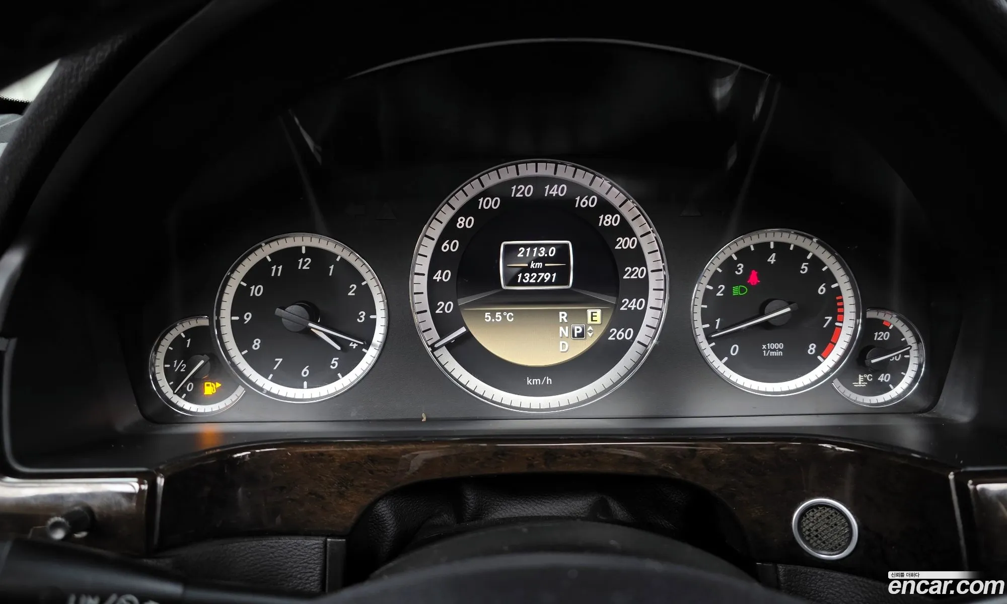 Mercedes-Benz E-Class W212 2012 WDDHF4JB8CA650000 — 11