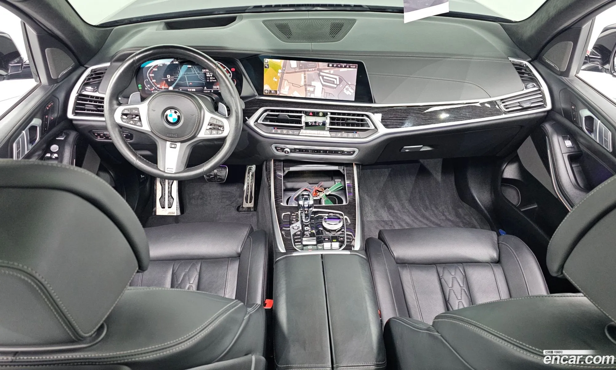 BMW X7 2020 WBACW2102M9E11617 — 16