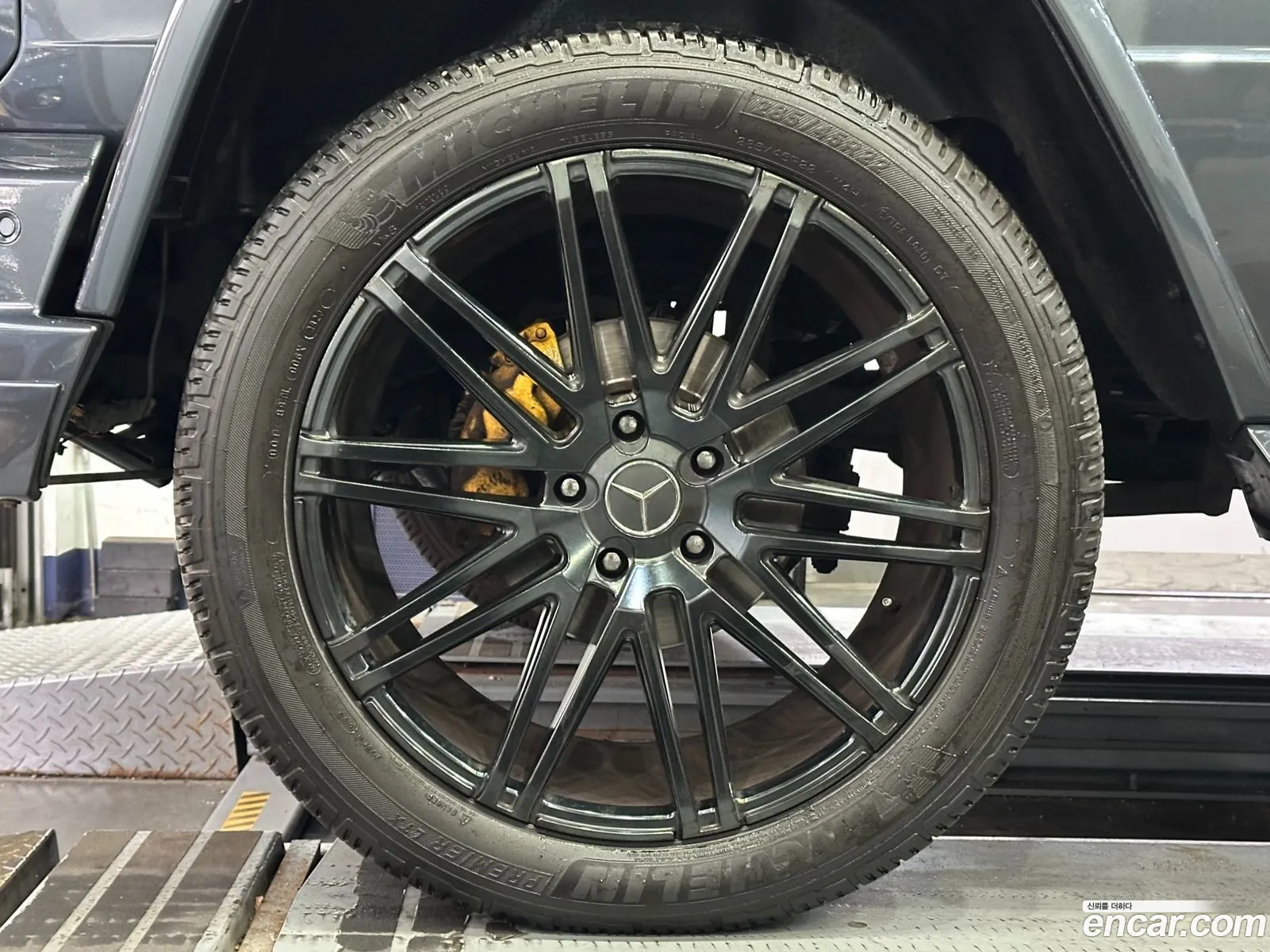 Mercedes-Benz G-Class W463 2013 — 2
