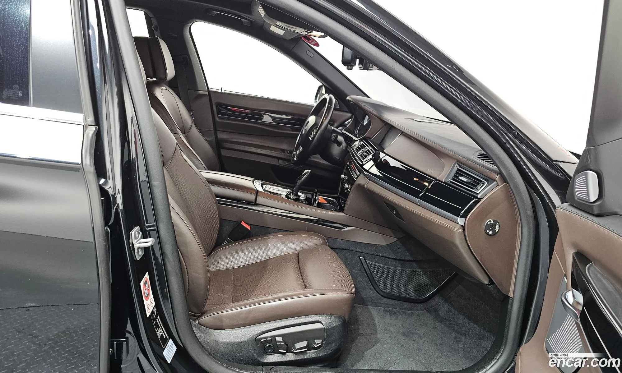 BMW 7 Series 2015 — 14