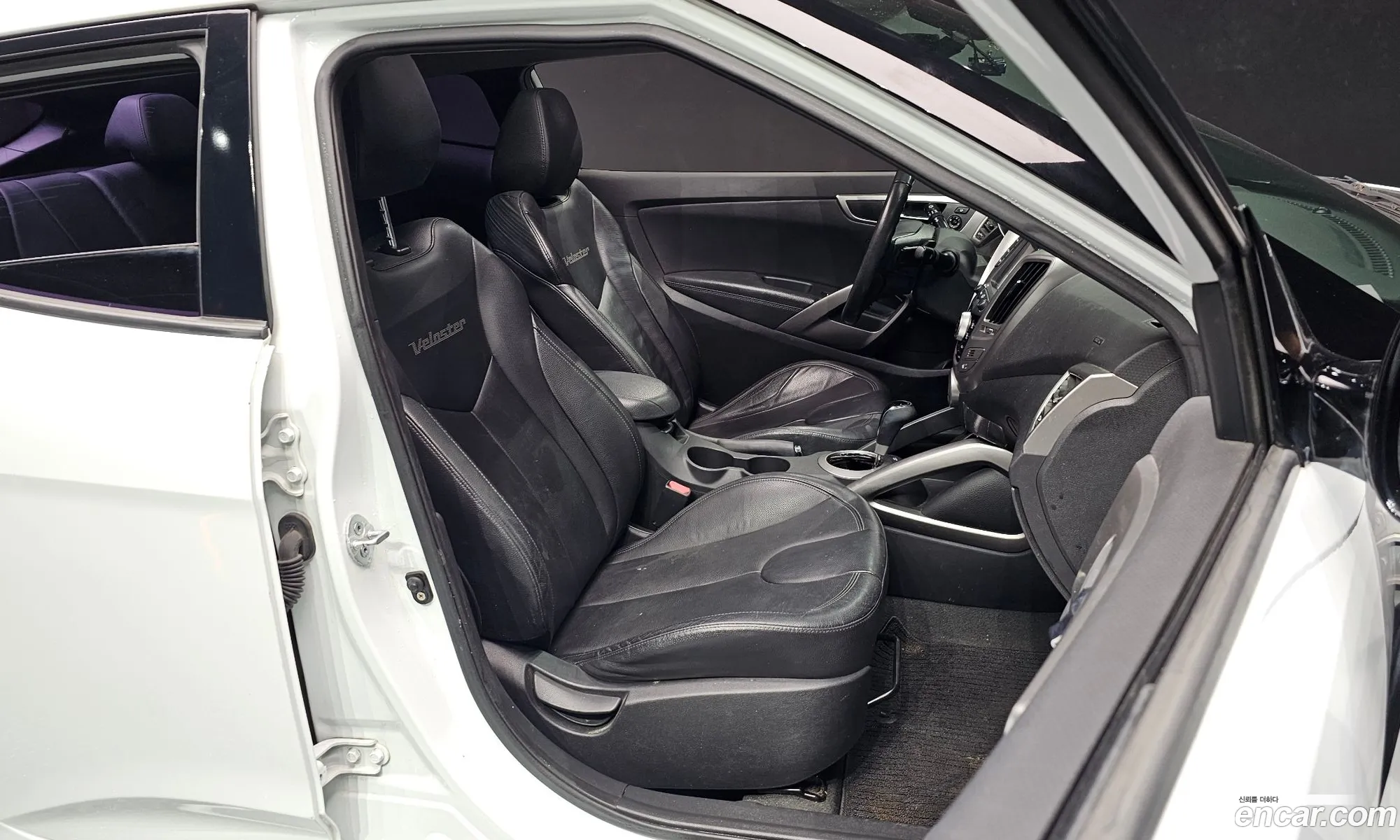 Hyundai Veloster 2012 — 3