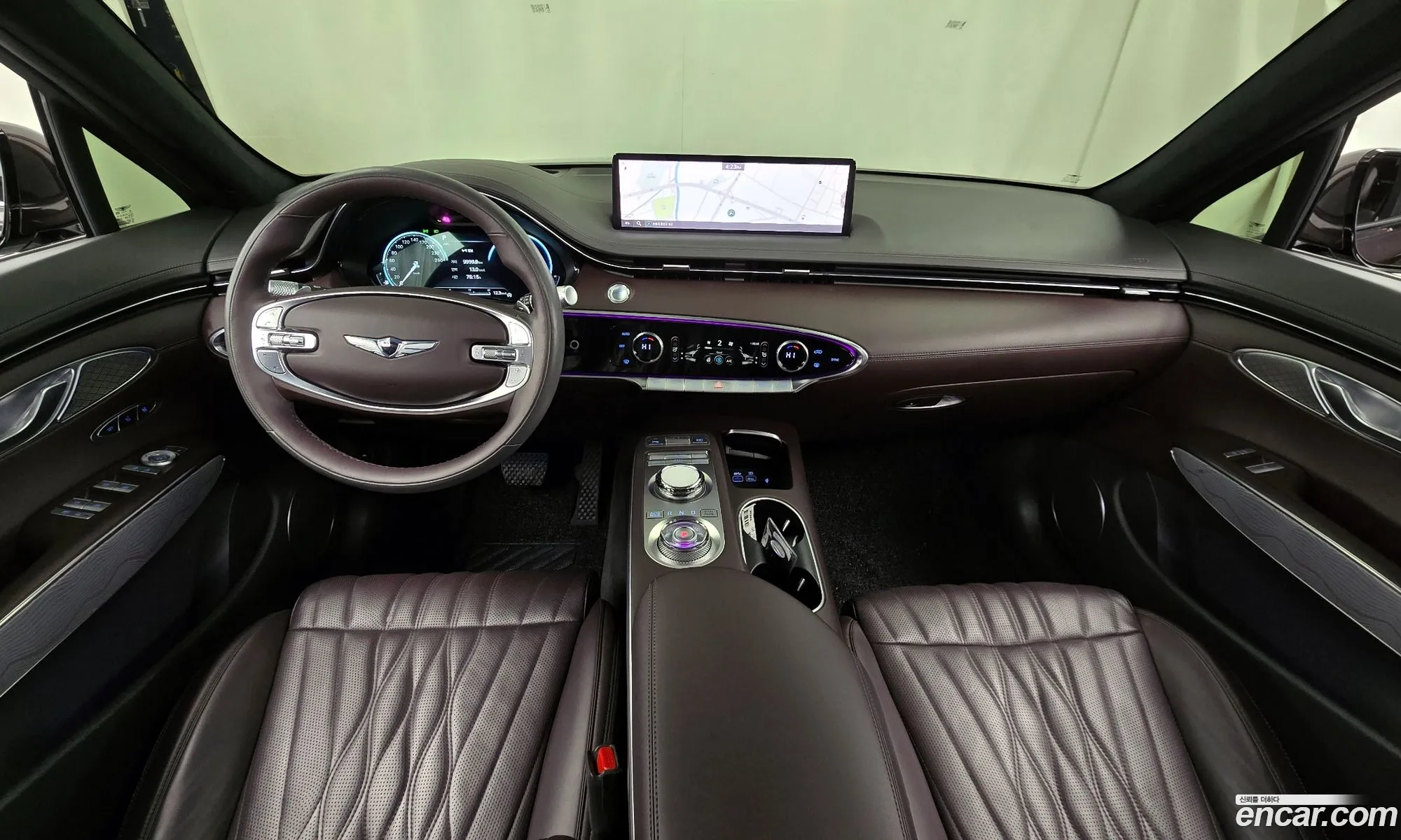 Genesis GV70 2021 — 14