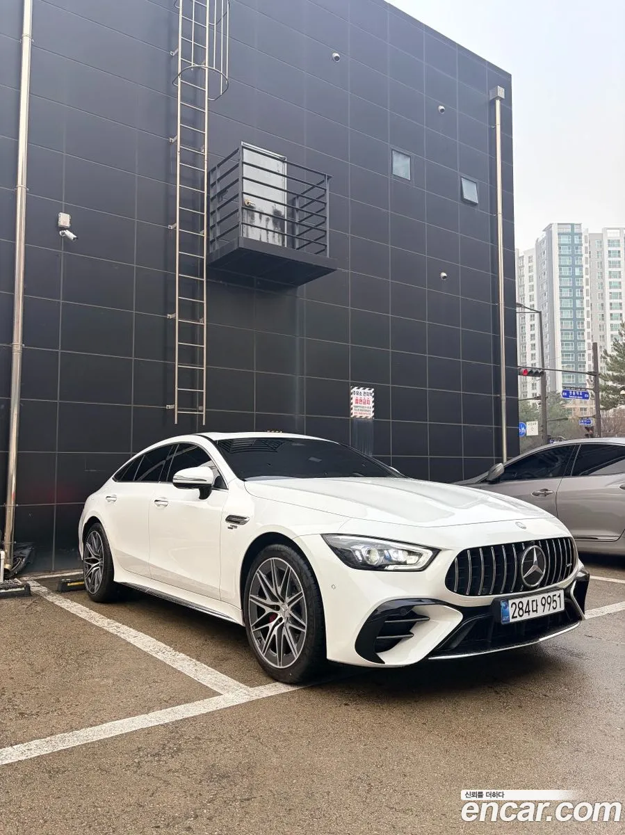 Mercedes-Benz AMG GT 2025 — 2