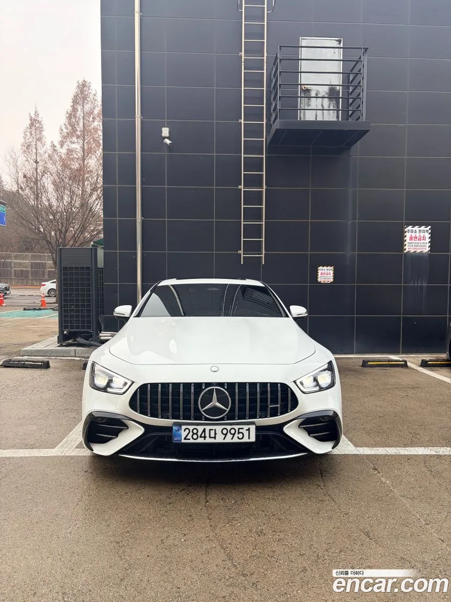 Mercedes-Benz AMG GT 2025 — 6