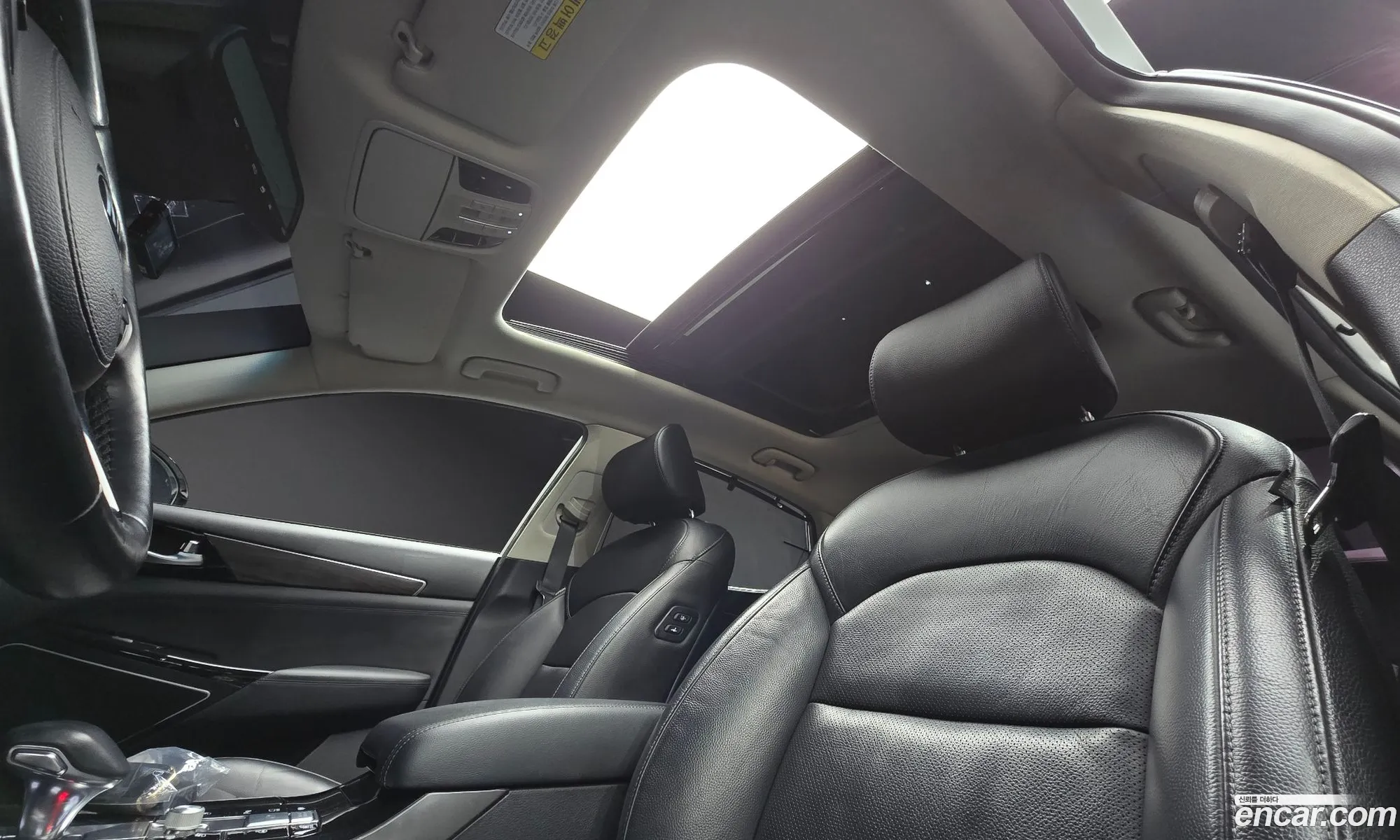 Kia K7 Premier 2019 KNALC41BBLA176570 — 14