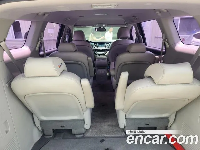 Kia Carnival 2018 — 11