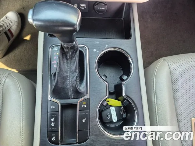 Kia Carnival 2018 — 9