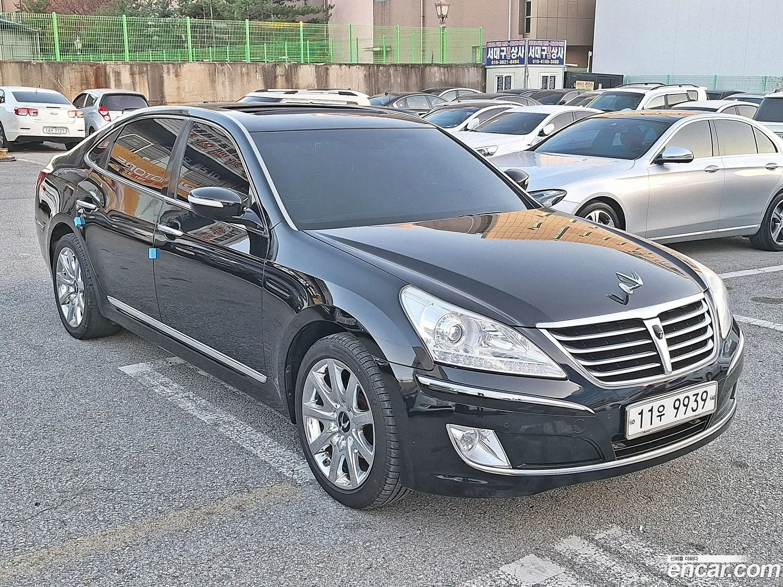 Hyundai Equus 2010 — 17