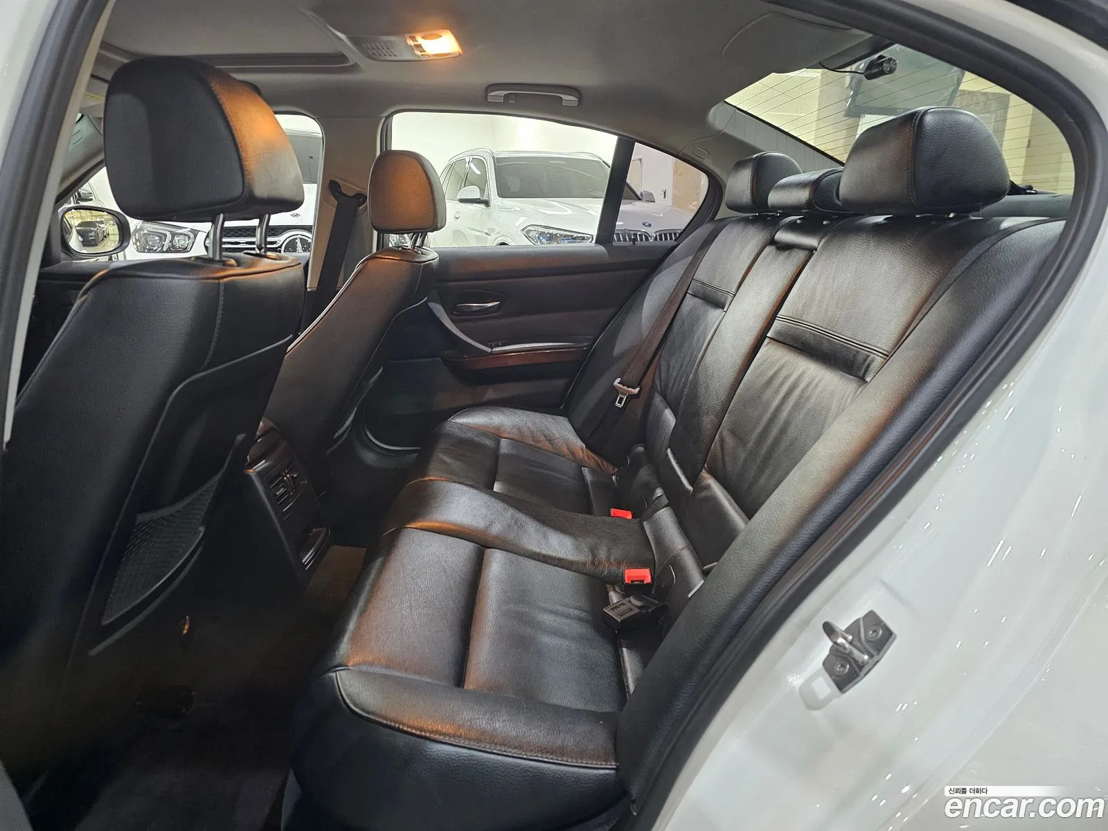 BMW 3 Series 2011 — 5