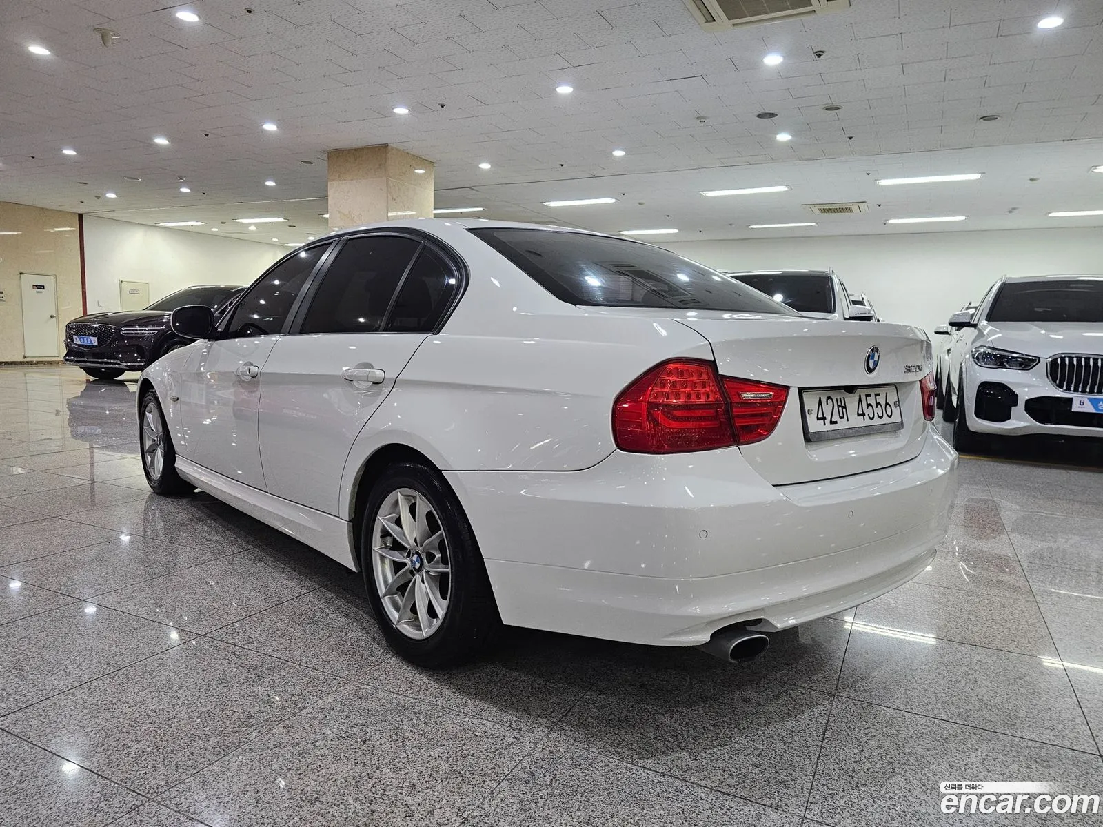 BMW 3 Series 2011 — 11