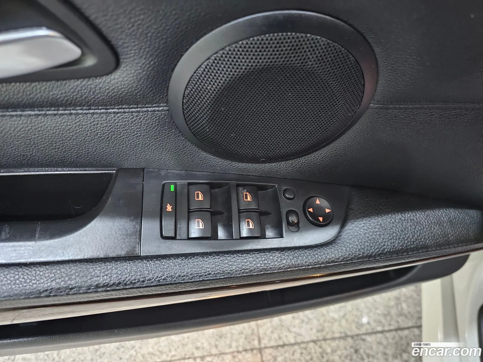 BMW 3 Series 2011 — 9