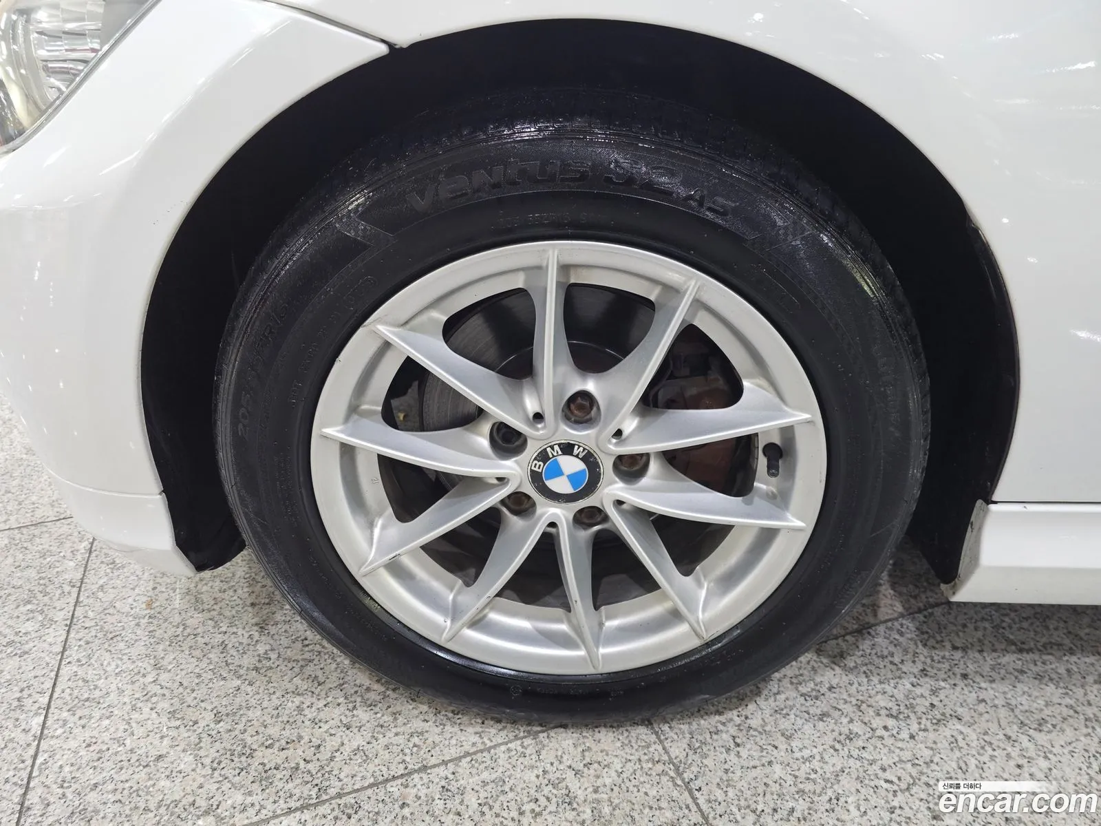 BMW 3 Series 2011 — 6