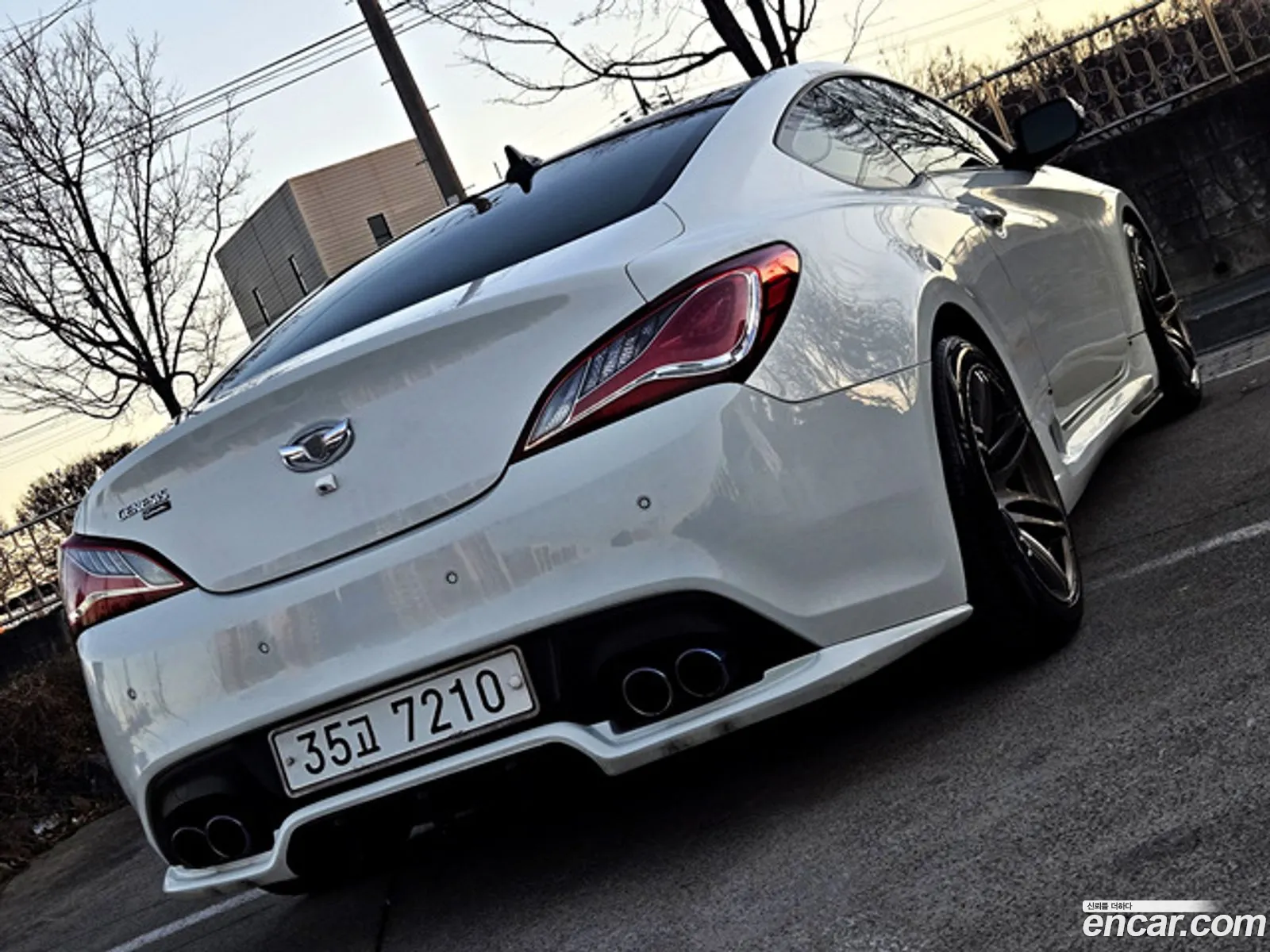 Hyundai Genesis Coupe 2010 — 16