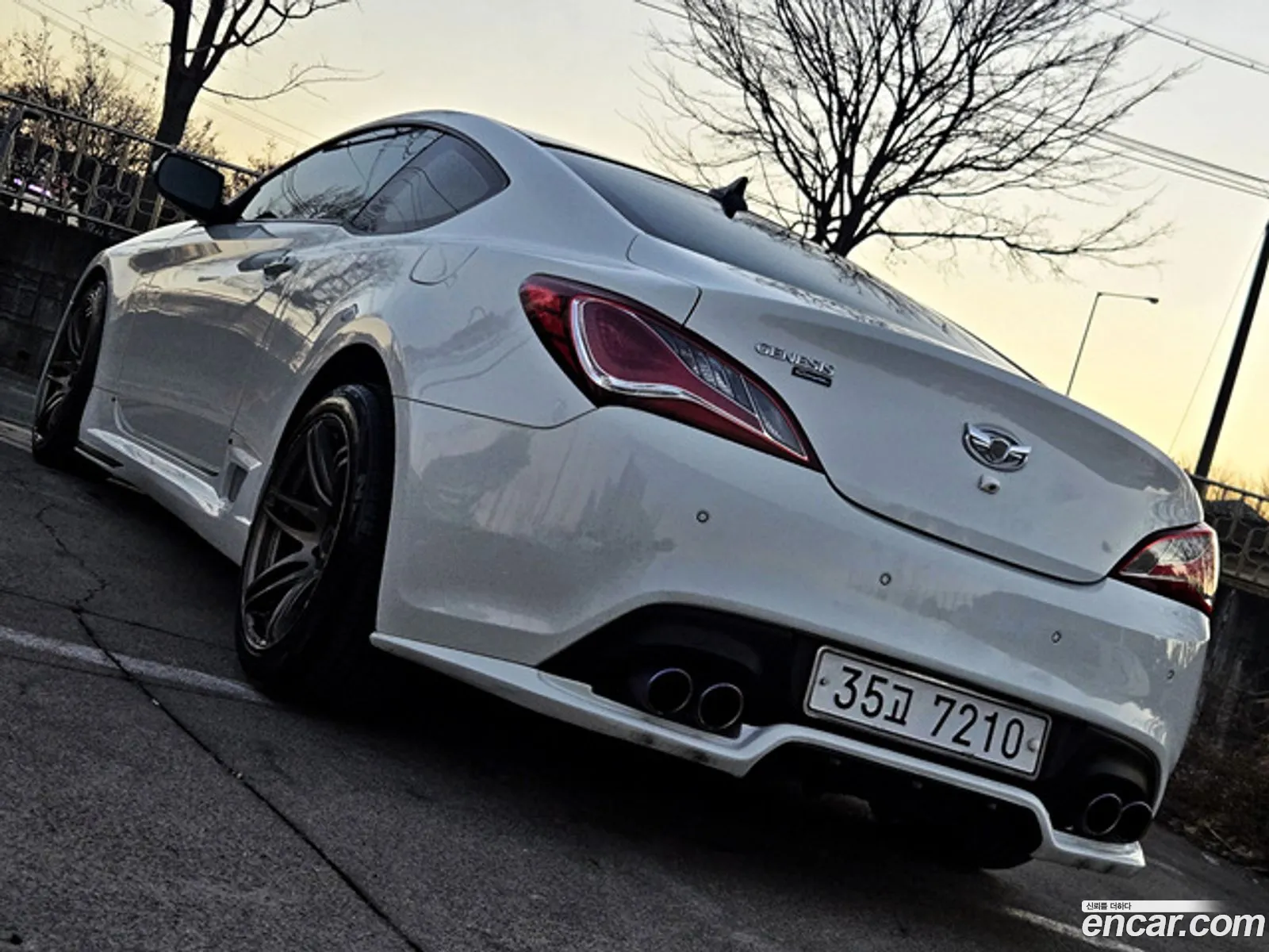 Hyundai Genesis Coupe 2010 — 13