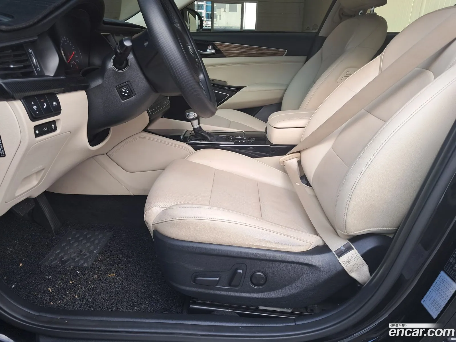 Kia K7 2017 — 12