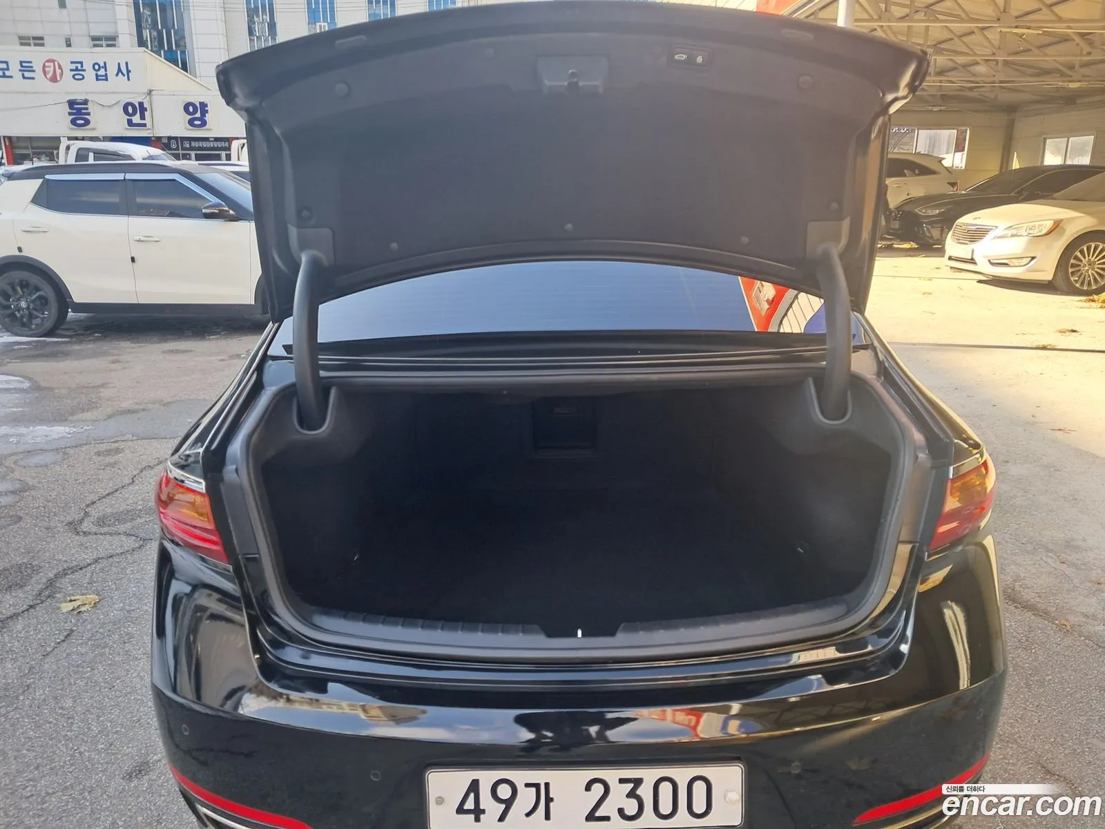 Kia K7 2017 — 7