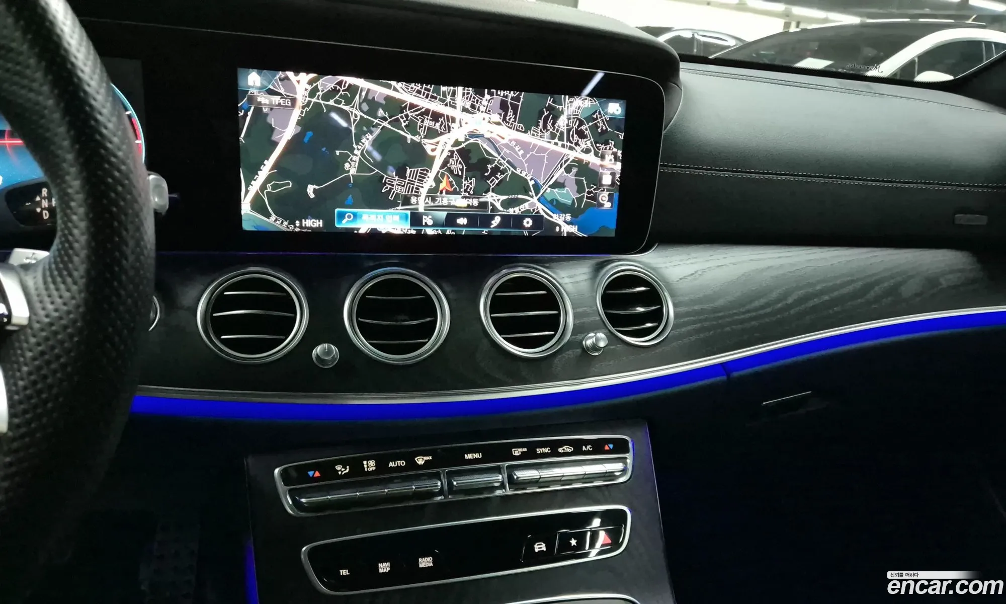 Mercedes-Benz E-Class W213 2022 — 15