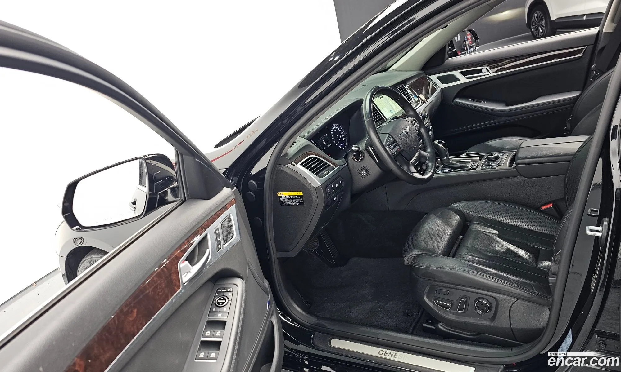 Hyundai Genesis DH 2015 — 3