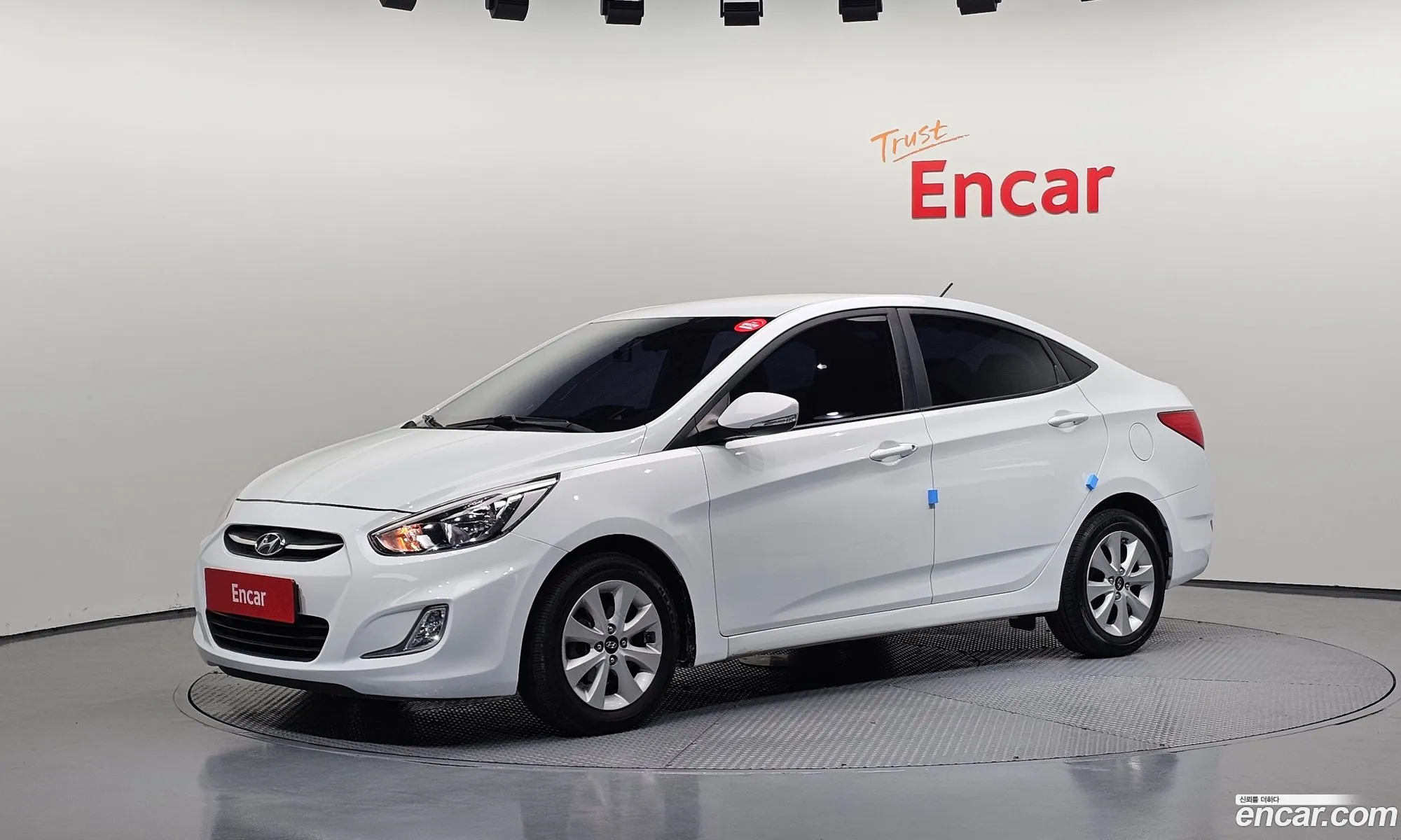 Hyundai Accent 2016 — 12