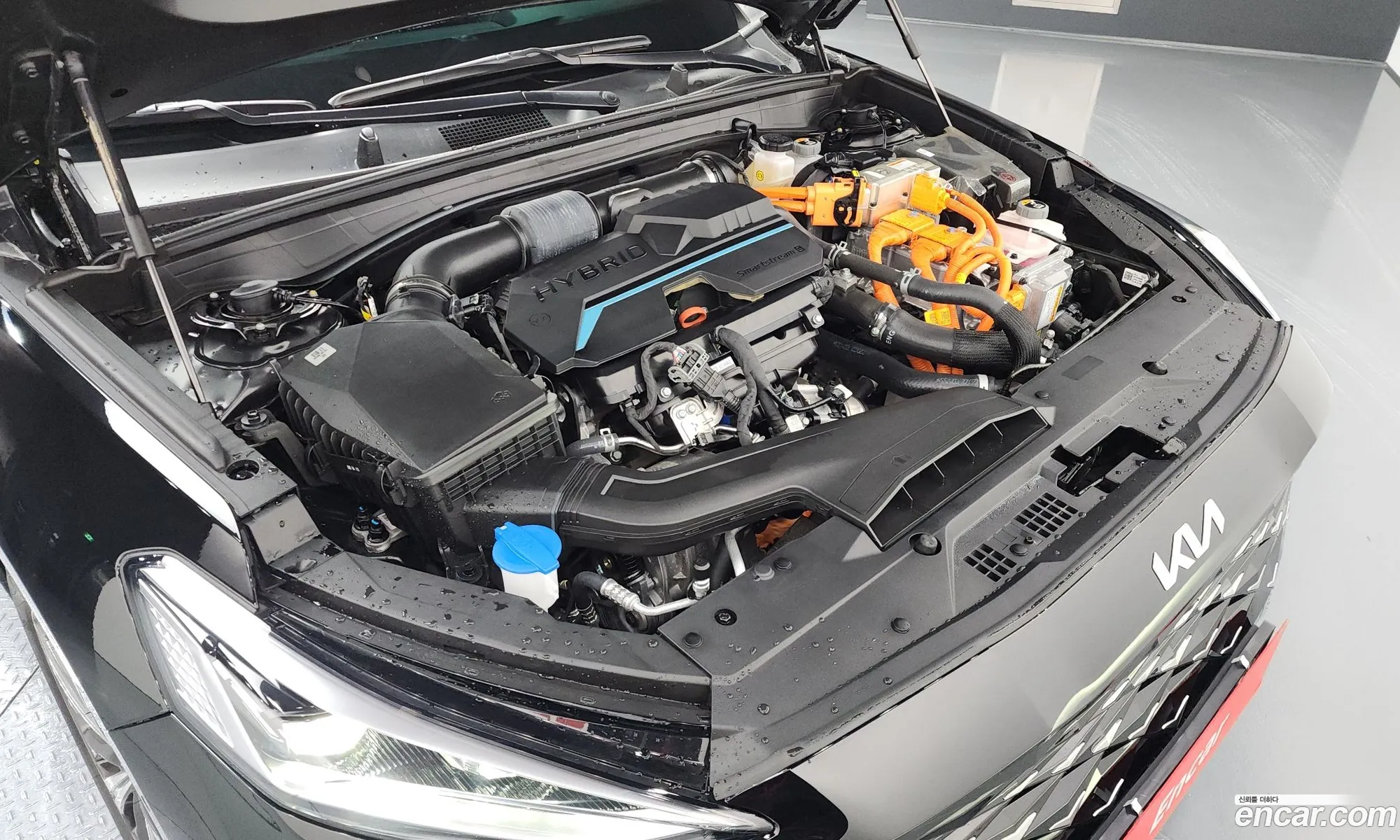 Kia K8 Hybrid 2022 — 17