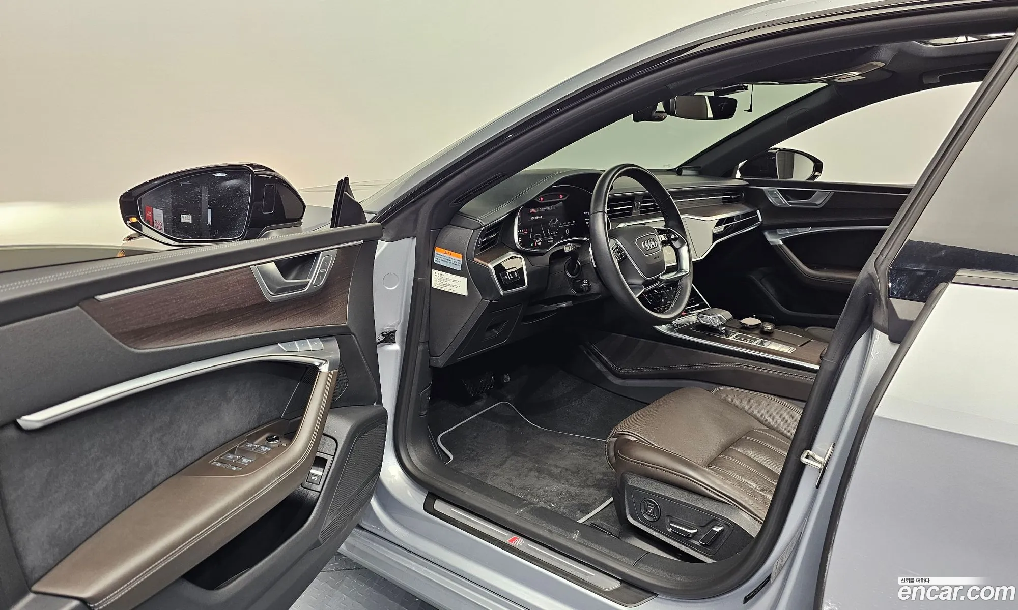 Audi A7 2022 WAUZZZF22NN050643 — 5