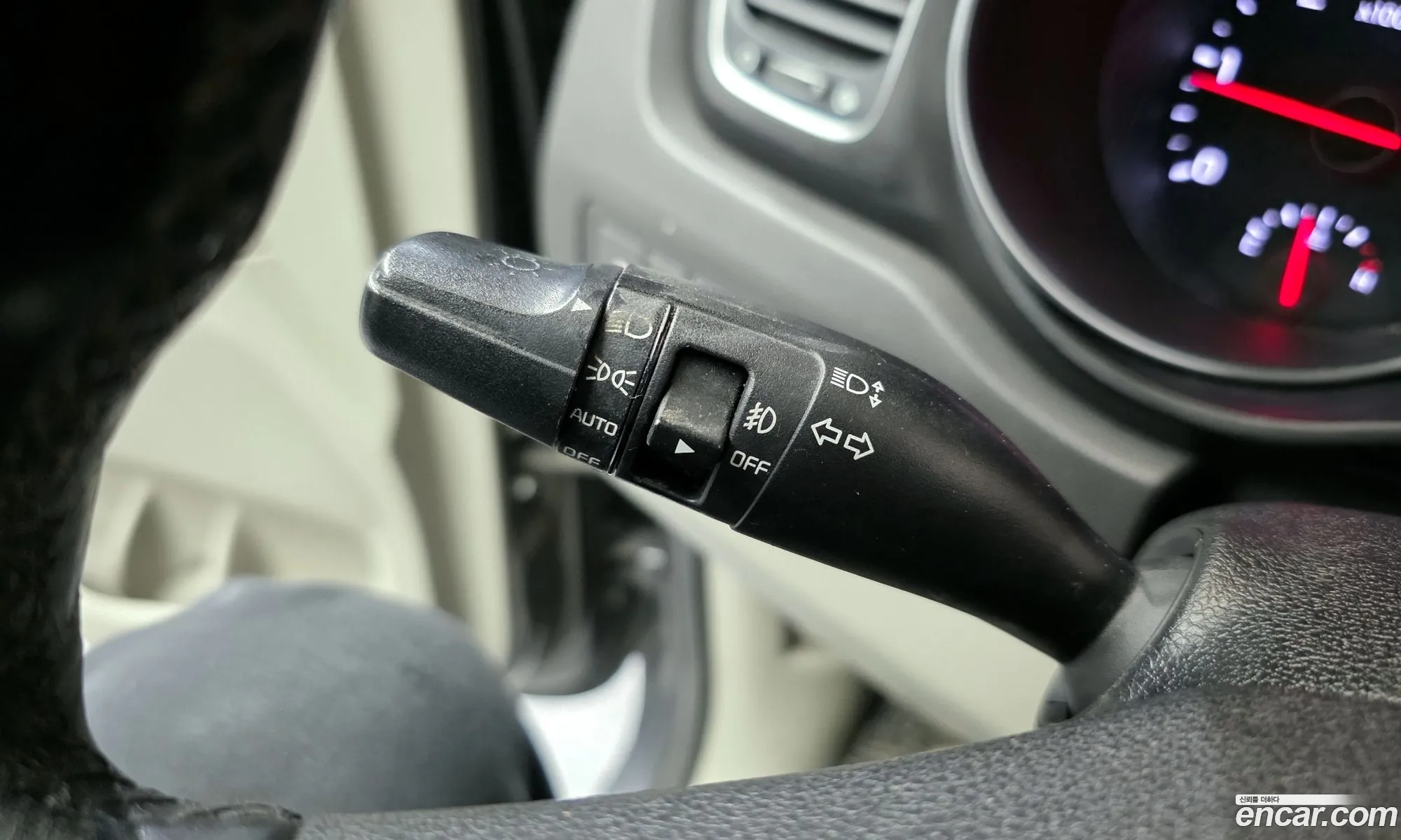 Kia Carnival 2014 — 16