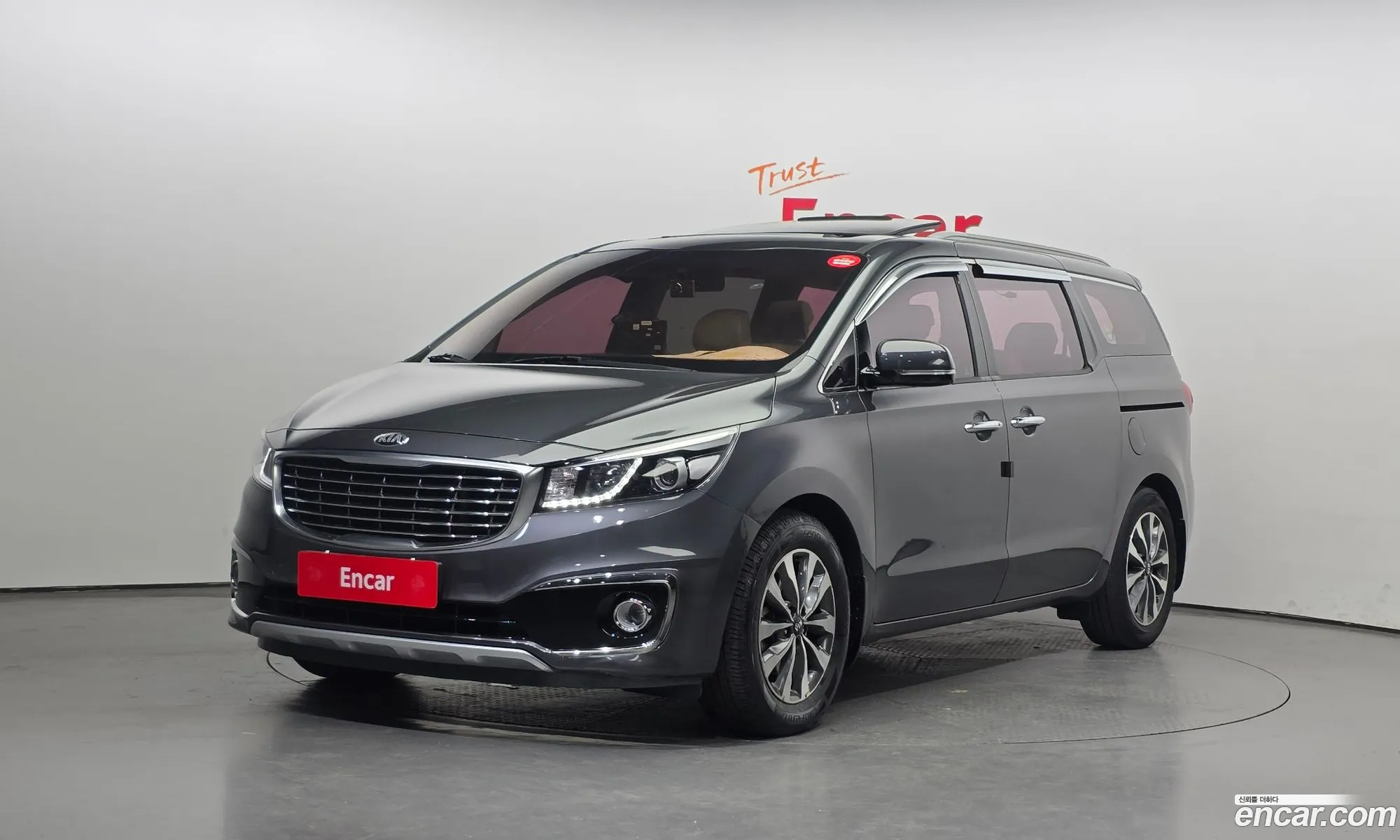 Kia Carnival 2014 — 18