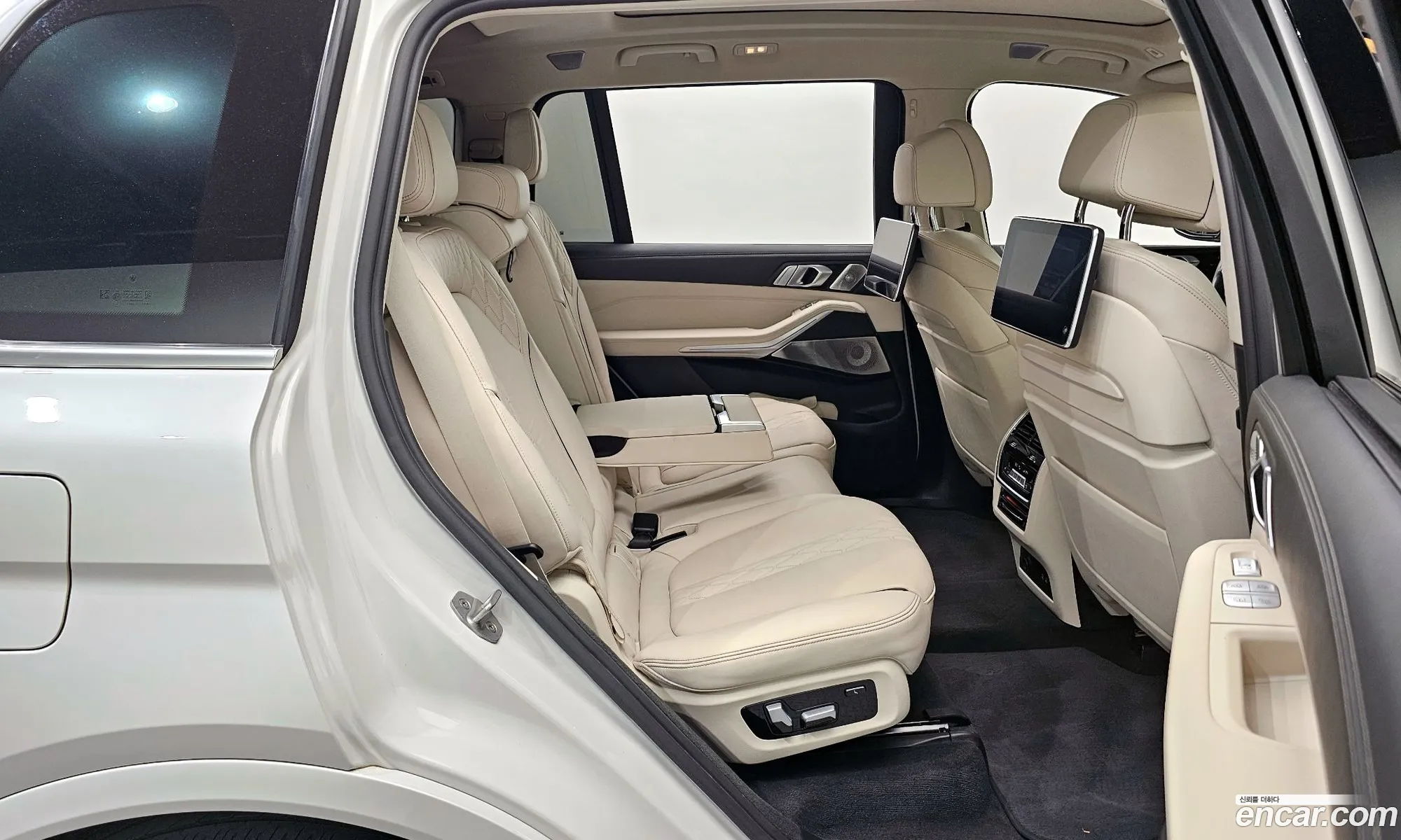 BMW X7 2021 WBACW2103M9H03924 — 4